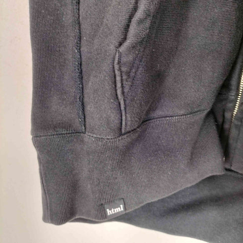 html ロゴプリント ジップパーカー メンズ L