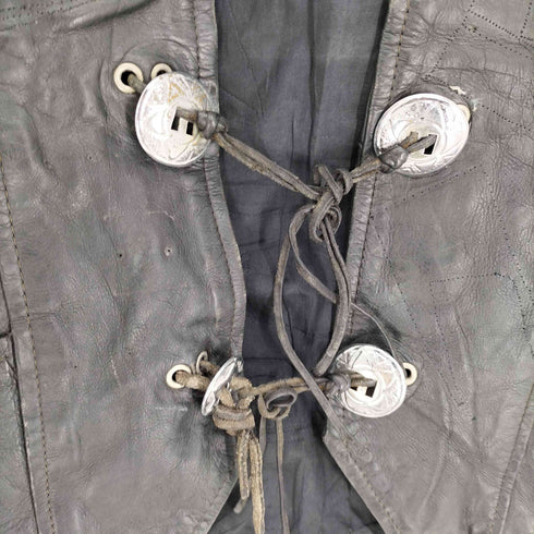 本革 サイド ショルダー 編み上げ コンチョ レザー ベスト ジレ メンズ import:XXL