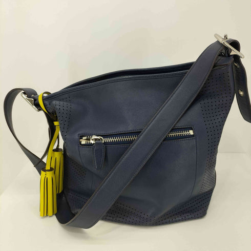 コーチ COACH パンチングタッセルショルダーバッグ レディース