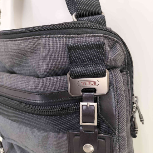 トゥミ TUMI eastern flap クロスボディバッグ メンズ