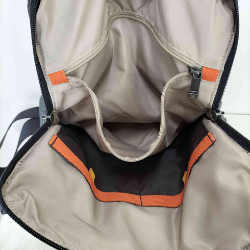 トゥミ TUMI eastern flap クロスボディバッグ メンズ