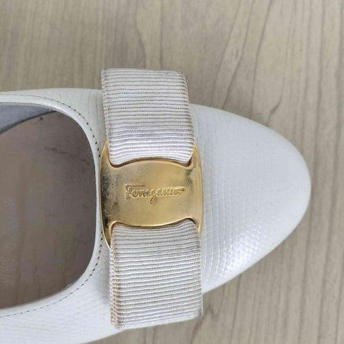 サルヴァトーレフェラガモ Salvatore Ferragamo MADE IN ITALY リボンデザインパンプス レディース 6 1/2