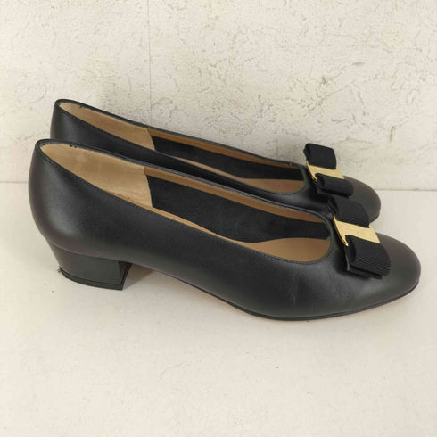 サルヴァトーレフェラガモ Salvatore Ferragamo イタリア製 VARA レザーパンプス レディース 6 1/2
