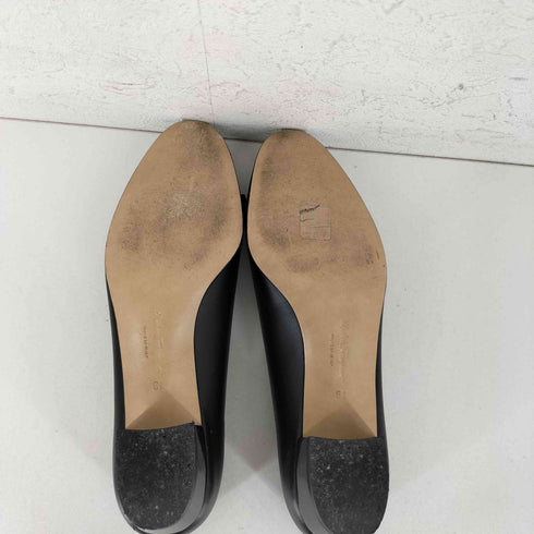 サルヴァトーレフェラガモ Salvatore Ferragamo イタリア製 VARA レザーパンプス レディース 6 1/2