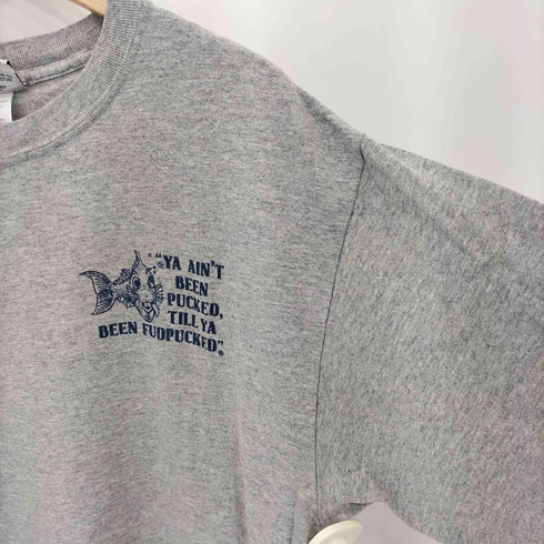 FUDPUCKERS BEACHSIDE BAR&GRILL プリントTシャツ メンズ JPN:L