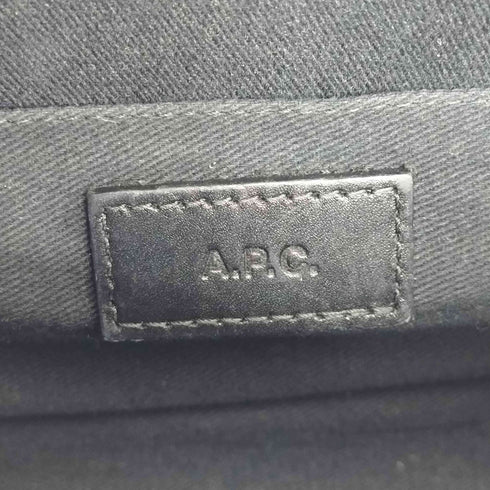 アーペーセー A.P.C. Demi-lune ハーフムーン ショルダーバッグ レディース