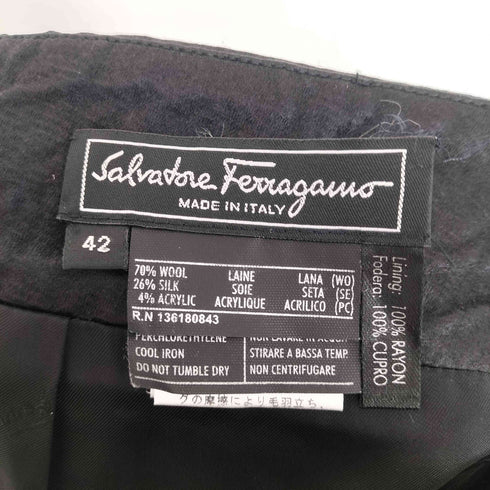 サルヴァトーレフェラガモ Salvatore Ferragamo シルク混 プリーツ加工 タイトスカート レディース 40