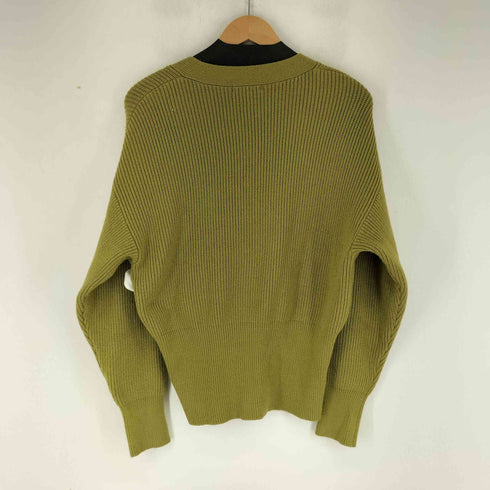 ナチュラルビューティーベーシック NATURAL BEAUTY BASIC ゴールドボタンフォルムニットカーディガン レディース FR