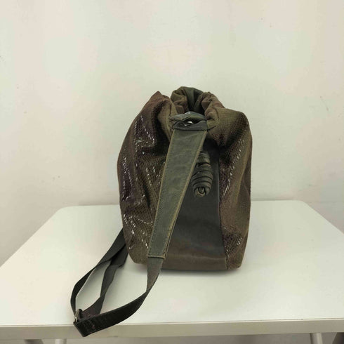 オサム OSAM ラメスネークスキン調ショルダーバッグ レディース