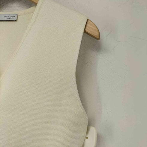 ザラ ZARA ゴールドボタン ニットベスト レディース import:M