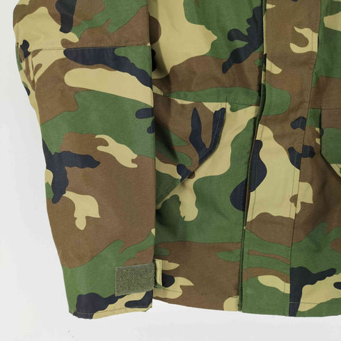 ワイエムシーエルケーワイ YMCLKY ウッドランドカモ マウンテンパーカ メンズ