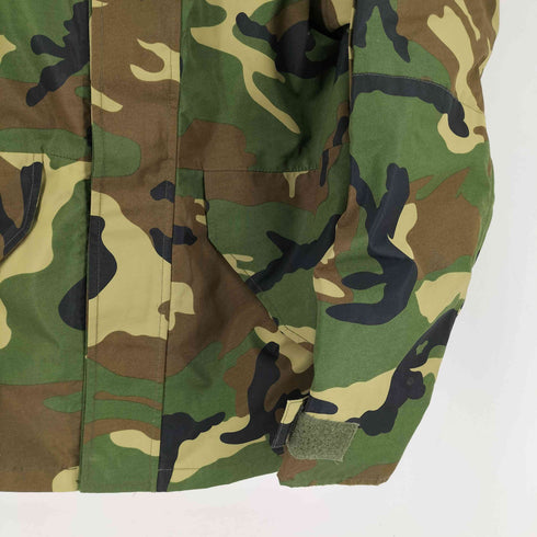 ワイエムシーエルケーワイ YMCLKY ウッドランドカモ マウンテンパーカ メンズ