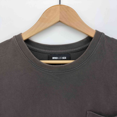 ウィンダンシー WIND AND SEA ロゴ刺繍 クルーネック ポケットTシャツ メンズ JPN:M