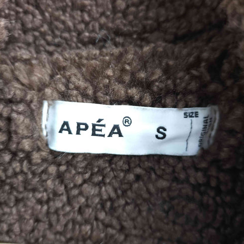 Apea ナンバリングワッペン ジップアップボアジャケット レディース