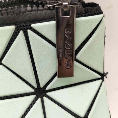 バオバオイッセイミヤケ BAO BAO ISSEY MIYAKE Prism Kangaroo Crossbody Bag プリズム カンガルー クロスボディ バッグ ショルダー バッグ レディース