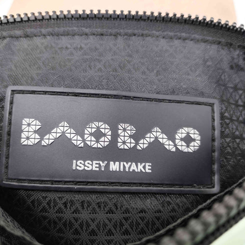 バオバオイッセイミヤケ BAO BAO ISSEY MIYAKE Prism Kangaroo Crossbody Bag プリズム カンガルー クロスボディ バッグ ショルダー バッグ レディース
