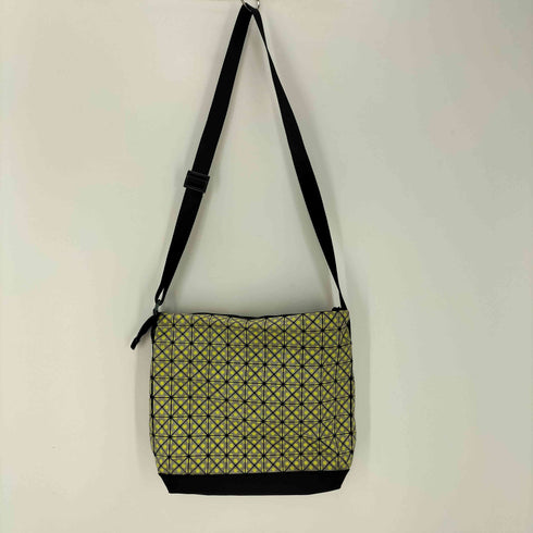 バオバオイッセイミヤケ BAO BAO ISSEY MIYAKE Dot ドット 総柄 ショルダー バッグ レディース