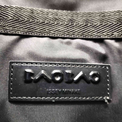 バオバオイッセイミヤケ BAO BAO ISSEY MIYAKE Dot ドット 総柄 ショルダー バッグ レディース