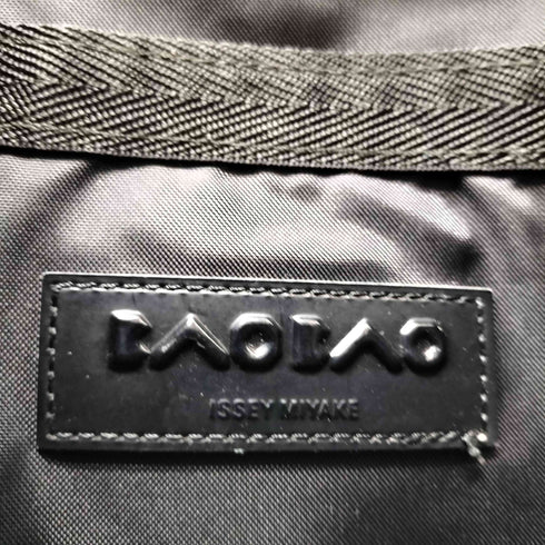 バオバオイッセイミヤケ BAO BAO ISSEY MIYAKE Dot ドット 総柄 ショルダー バッグ レディース