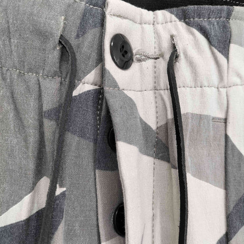 カズユキクマガイアタッチメント KAZUYUKI KUMAGAI ATTACHMENT Ny/CoタッサーカモフラージュPt サルエルショートパンツ メンズ JPN:3