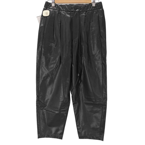 アタッチメント ATTACHMENT SYNTHETIC LEATHER 2PLEATS TAPERED FIT EASY PANTS メンズ JPN:3