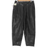アタッチメント ATTACHMENT SYNTHETIC LEATHER 2PLEATS TAPERED FIT EASY PANTS メンズ JPN:3