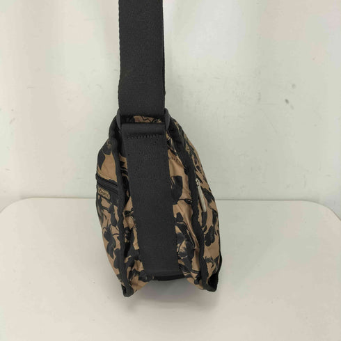 レスポートサック LeSportsac クラシックホーボー ショルダーバッグ 花柄 ポーチ付き レディース