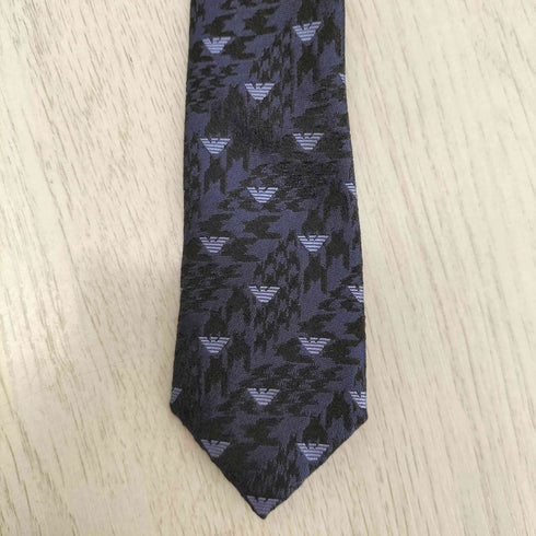 エンポリオアルマーニ EMPORIO ARMANI イタリア製 ロゴ総柄 シルクネクタイ メンズ