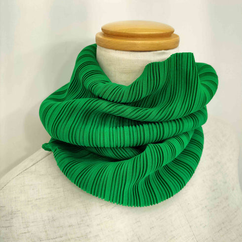 プリーツプリーズイッセイミヤケ PLEATS PLEASE ISSEY MIYAKE プリーツ ネックウォーマー レディース