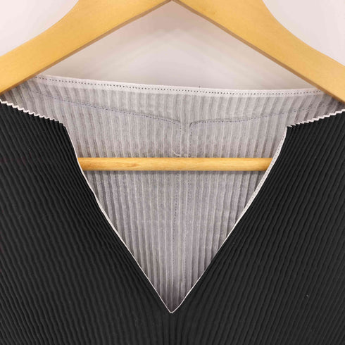 イッセイミヤケ ISSEY MIYAKE 00SS 銀タグ ラインデザイン Vネック タイト プリーツ カットソー レディース JPN:M