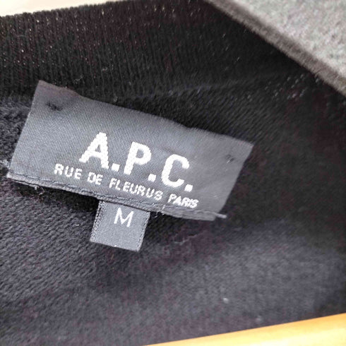 アーペーセー A.P.C. イタリア製 Vネック ウールニットセーター レディース M