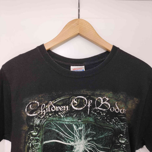 2009 Skeletons In The Closet Hanesボディ メロディックデスメタル オフィシャル アートワーク プリント S/S Tシャツ メンズ import:S