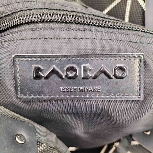バオバオイッセイミヤケ BAO BAO ISSEY MIYAKE PVC トライアングル トートバッグ レディース
