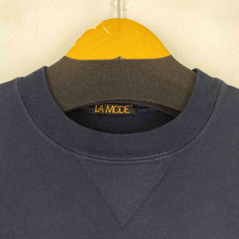 LAMODE 胸元刺繍クルーネックスウェット メンズ