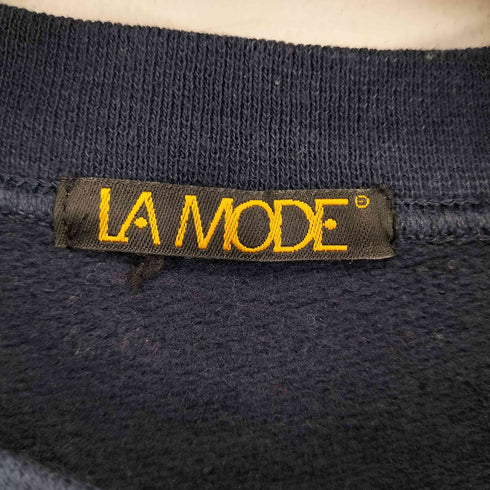 LAMODE 胸元刺繍クルーネックスウェット メンズ