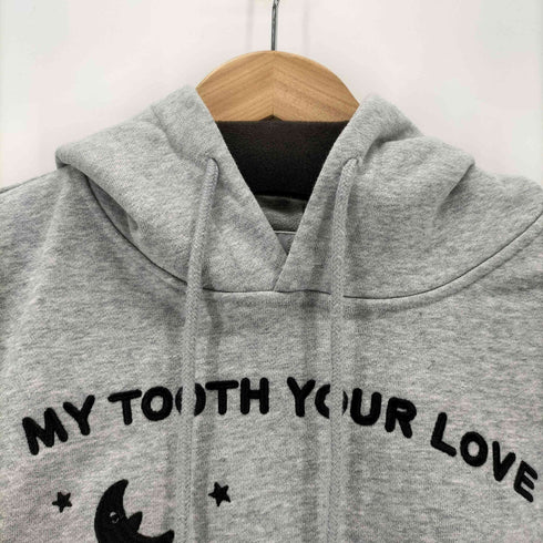 NIHOW キャラクター刺繍プルパーカー メンズ import:M