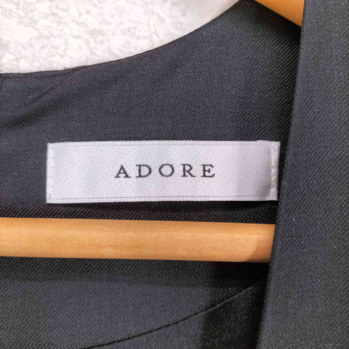 アドーア ADORE Vネックノースリーブオールインワン レディース