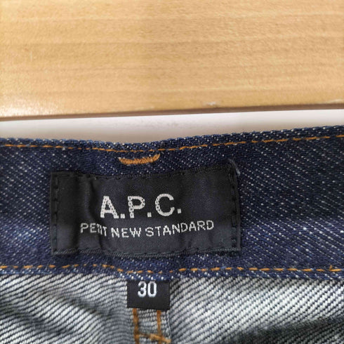 アーペーセー A.P.C. PETIT NEW STANDARD ボタンフライ スキニーデニム メンズ 30