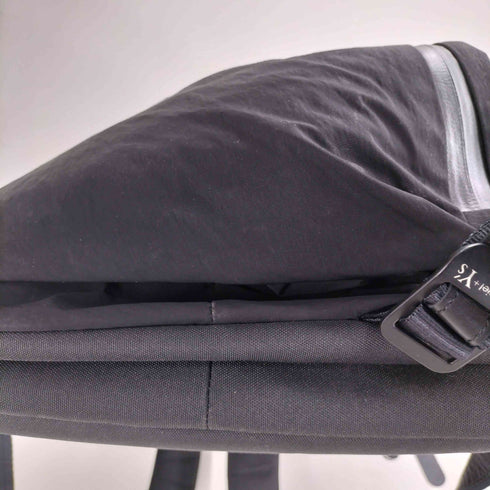 ワイズ Ys SMALL ISAR ECHO バックパック メンズ