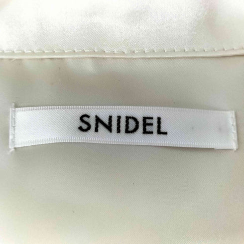 スナイデル snidel Sustainaベアsetサテンシャツ レディース FREE