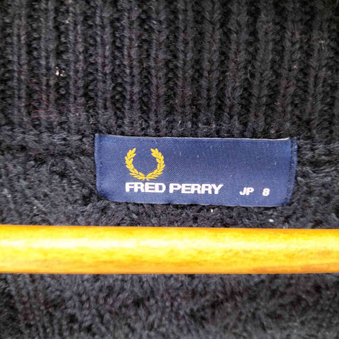 フレッドペリー FRED PERRY 刺繍ロゴ Vネック ケーブル編み チルデンニット レディース 8