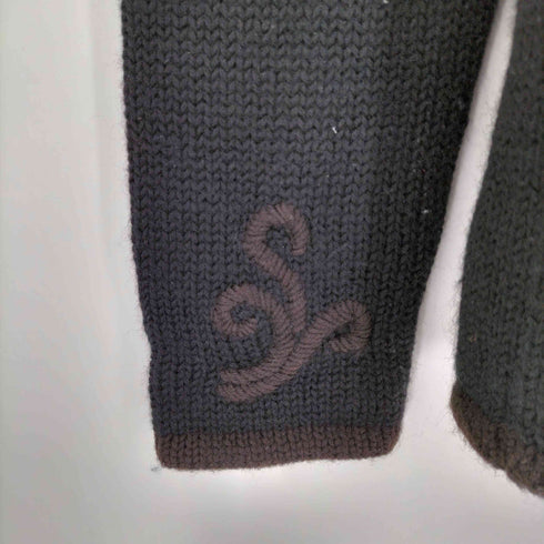 刺繍デザインクルーネックニット レディース