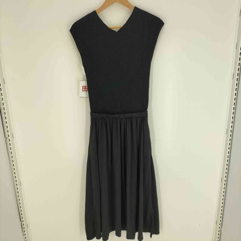 プラステ PLST Vネックマキシ丈ニットワンピース レディース JPN:S