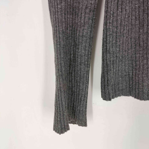 アーペーセー A.P.C. フランス製ハイネックウールニット レディース