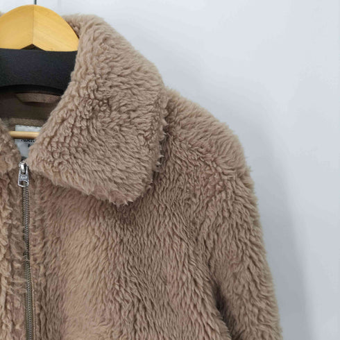 アバクロンビーアンドフィッチ Abercrombie & Fitch フェイクファージャケット レディース import:S