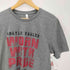 CANVAS WORN WITH PRIDE プリント Tシャツ メンズ import:L