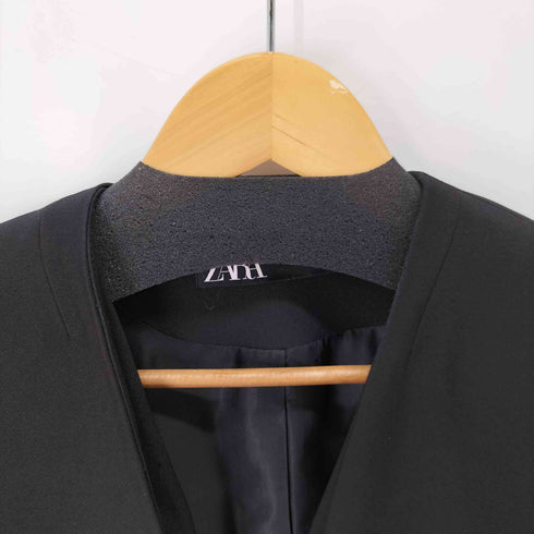 ザラ ZARA ノーラペルブレザー ノーカラージャケット レディース import:M