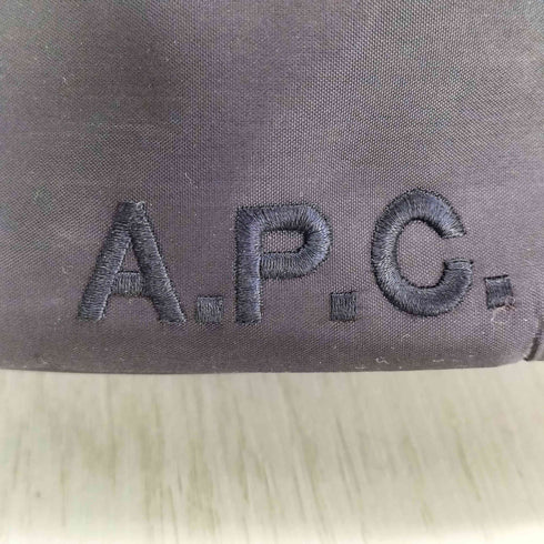 アーペーセー A.P.C. ロゴ刺繍 ボンディングウエストバッグ メンズ