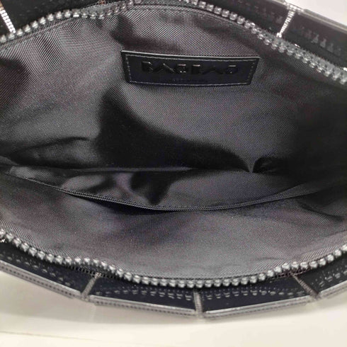 バオバオイッセイミヤケ BAO BAO ISSEY MIYAKE PVC PRISM クラッチバッグ セカンドバッグ レディース