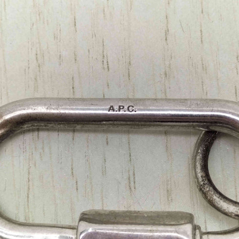 アーペーセー A.P.C. MAX CARABINER NECKLACE メンズ